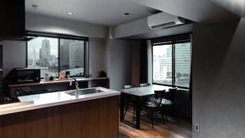 Premier Suite | Private kitchen