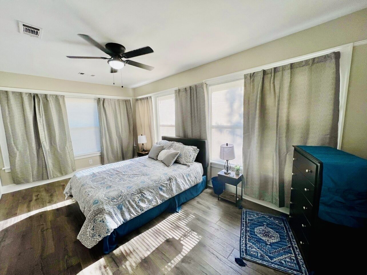 Beautiful Historic Bungalow