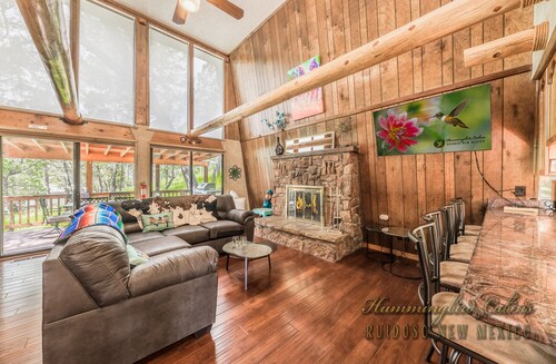 Hidalgo Haven! Conveniently located!