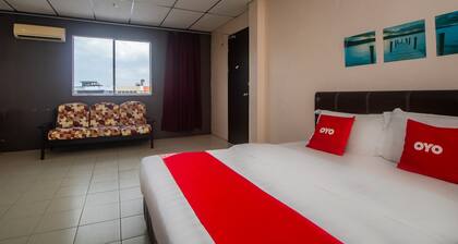 OYO 90124 Payang Puri Baru Hotel