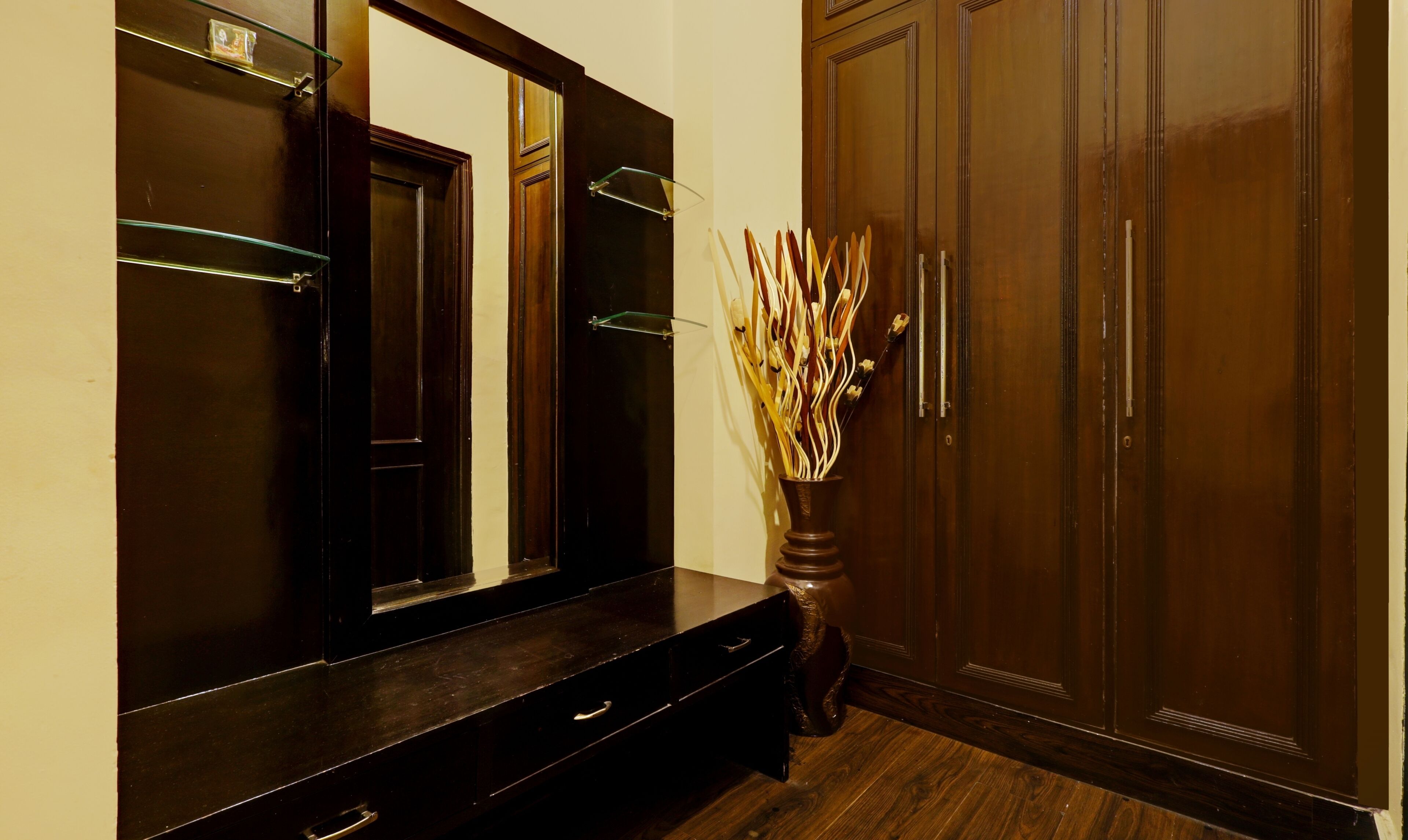 Phòng Deluxe | Bàn 