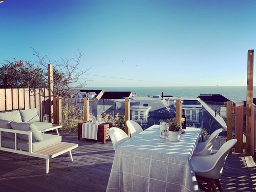 Stunning Coastal Home with Generous Ferry Discount