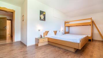 2 bedrooms, WiFi