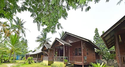 OYO 90595 Pelangi Beach Resort Cherating