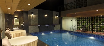 Hotel Sakura by Maps, GURGAON