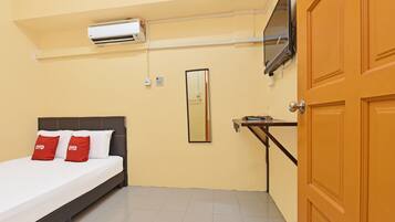 Standard Double Room, 1 Queen Bed | Free WiFi, bed sheets