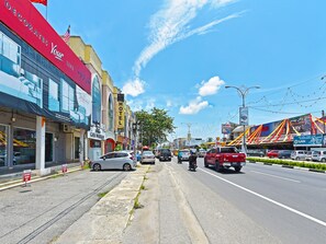 Front of property - OYO 90593 Hotel Bajet Gaya Warisan (Kota Bharu)