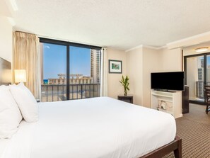 1 sovrum, skrivbord, strykjärn/strykbräda och wi-fi