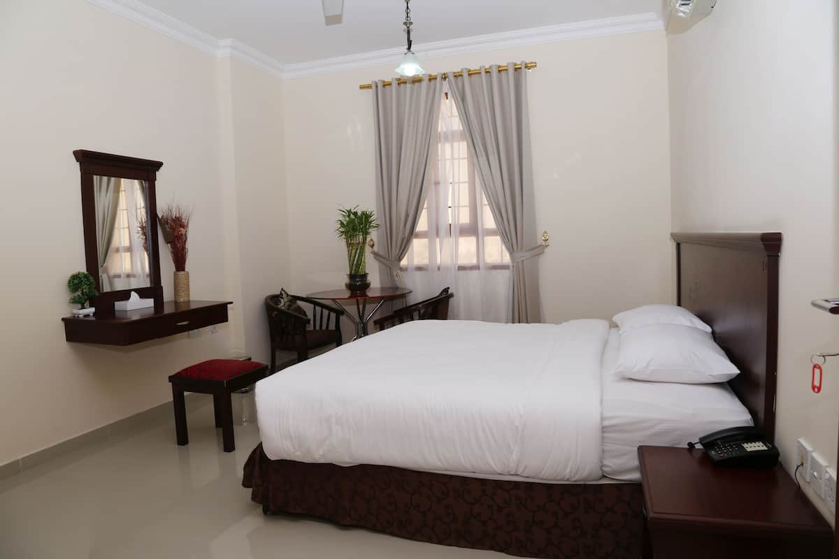 executive apartment | 1 bedroom, iron/ironing board, free wifi
