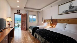 家庭房 | 办公桌、熨斗/熨衣板、免费 WiFi