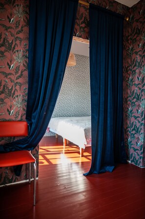 Bed sheets - Matkustajakoti Ykspihlaja (Kokkola)