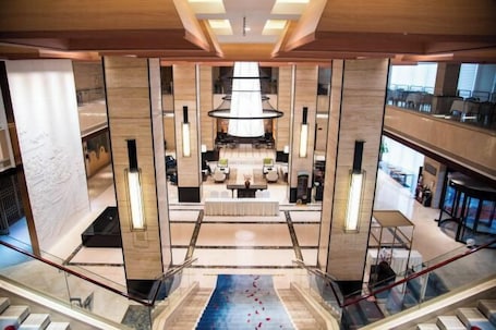 Interior. LOUNGE GROUP