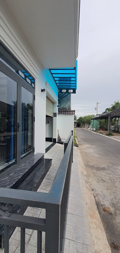 Cozy private room with AC, Bathroom, WiFi, etc