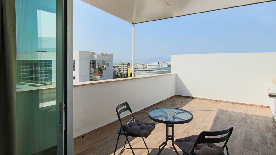 Phaedrus Living Luxury Suite Nicosia 503