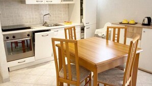 Dining - Apartment Iris in Funtana, Istria (Funtana)