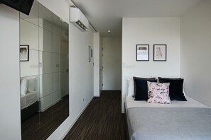 Suite estudio de lujo | Insonorización, tabla de planchar con plancha y wifi gratis