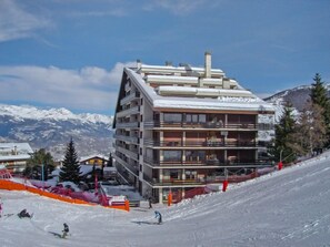 Esterni