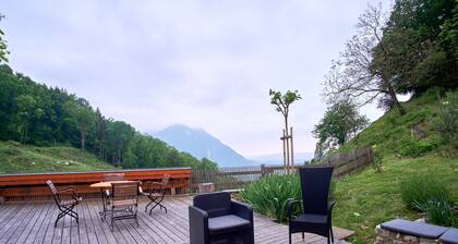 Logement de vacances "Maison de pierre" avec vue magnifique
