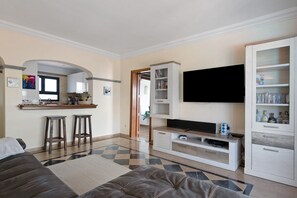 2 Schlafzimmer, Bügeleisen/Bügelbrett, kostenloses WLAN, Bettwäsche