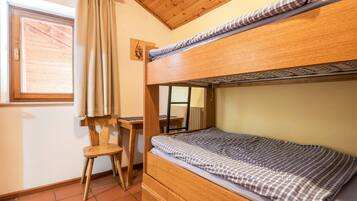 2 chambres, Wi-Fi gratuit, draps fournis