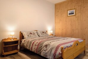 3 Schlafzimmer, Bügeleisen/Bügelbrett, kostenloses WLAN, Bettwäsche