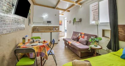 Vacation Home 'La Brisa Loft' with Mountain View, Private Terrace and Wi-Fi