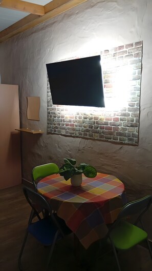 Dining - Vacation Home 'La Brisa Loft' with Mountain View, Private Terrace and Wi-Fi (Carrizal)