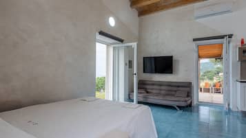 1 Schlafzimmer, Bügeleisen/Bügelbrett, Bettwäsche