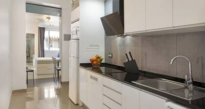 Holiday Home 'Beach Studio Apartment Canteras' with Sea View & Wi-Fi