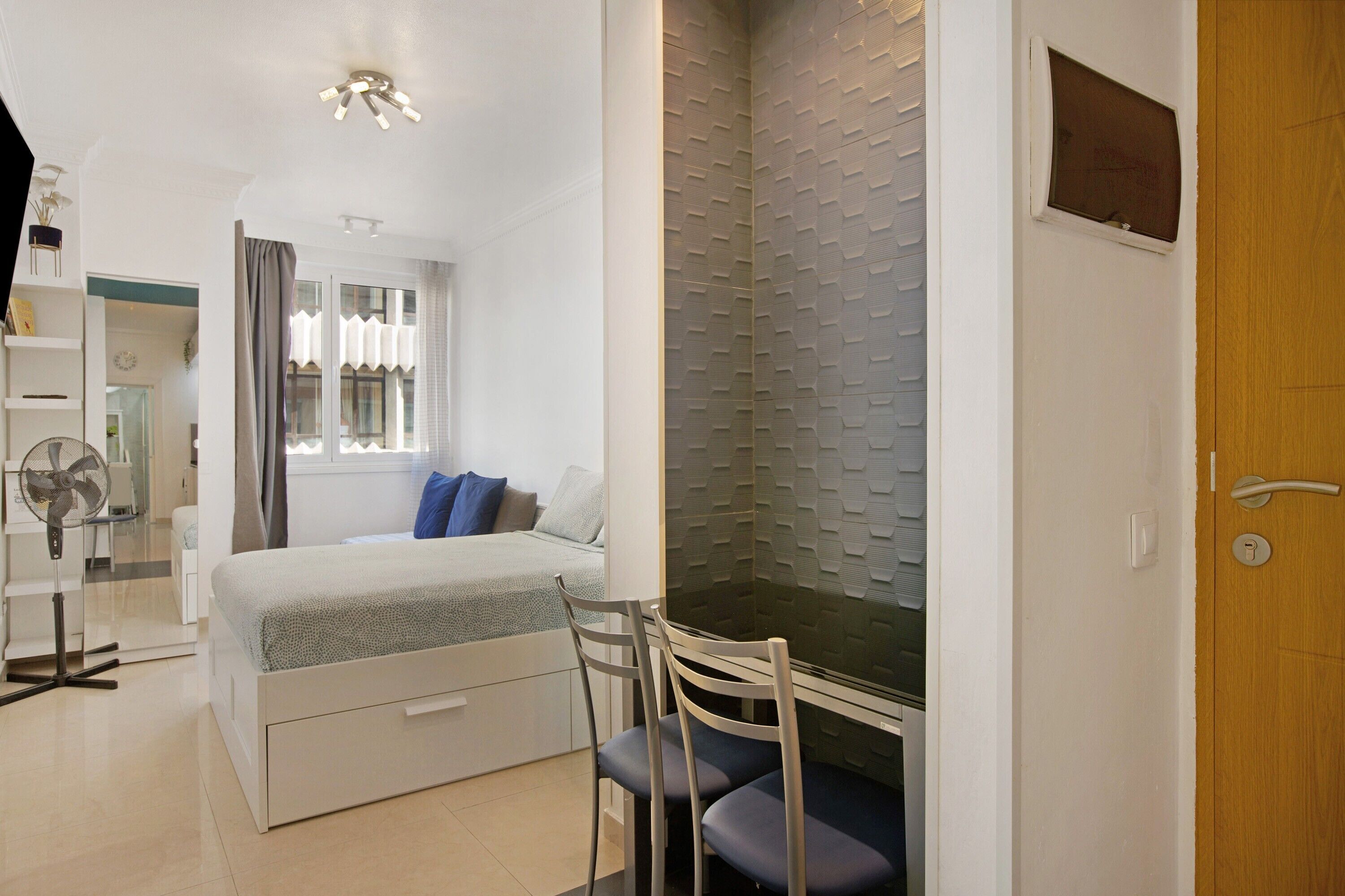 1 soverom, strykejern/-brett, wi-fi (inkludert) og sengetøy