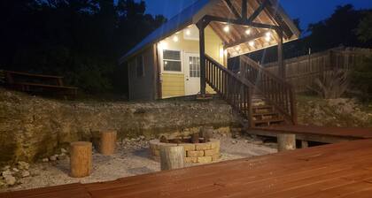 Copper Canyon Hideaway + Free Retro Arcade Fun