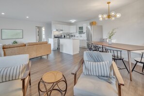 Ferienhütte, 4 Schlafzimmer | Wohnzimmer