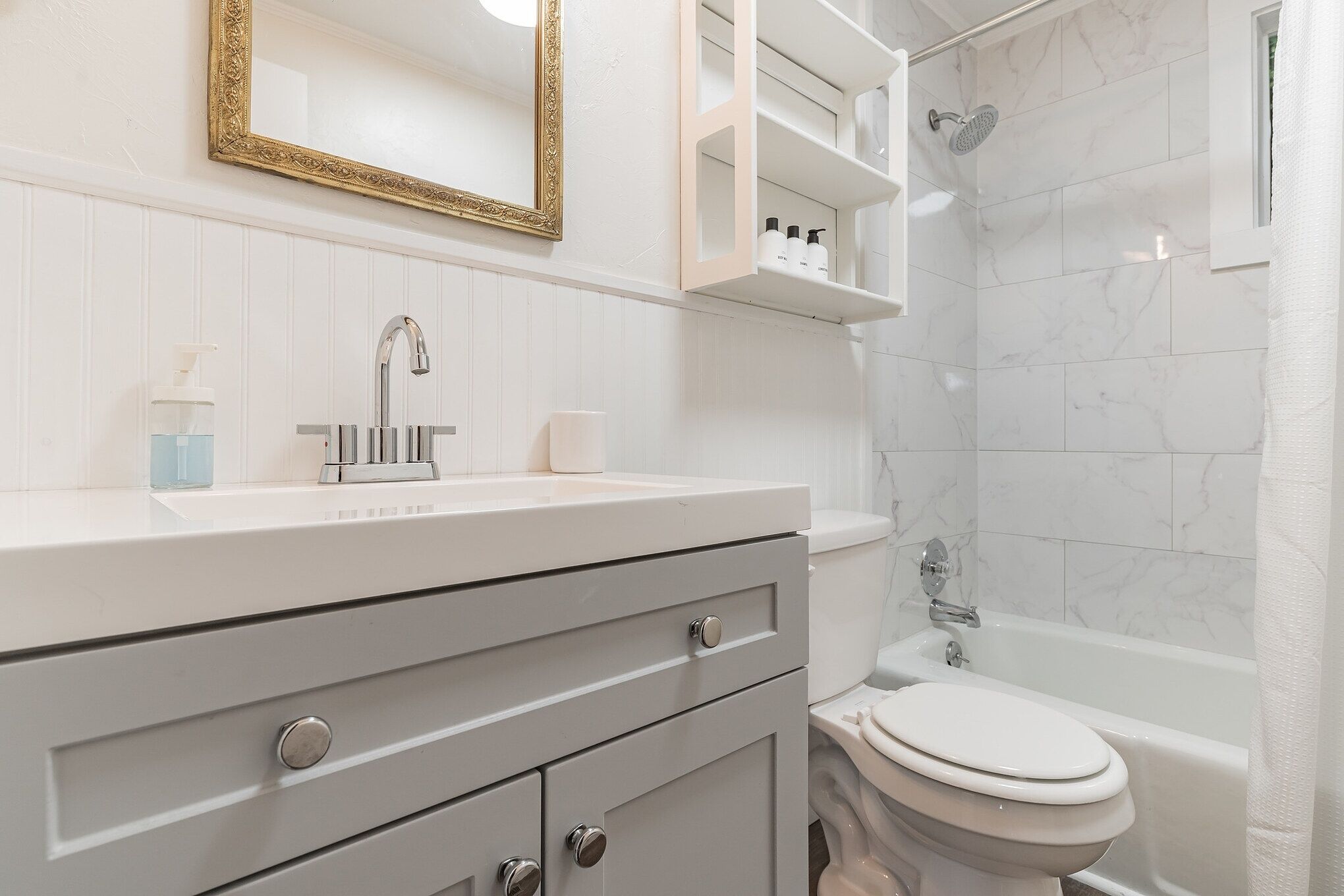 Blue Ridge Lookout Beautiful Modern Cabin - Nature Hikes And Pets Ok 4 Bedroom Cabin by Redawning