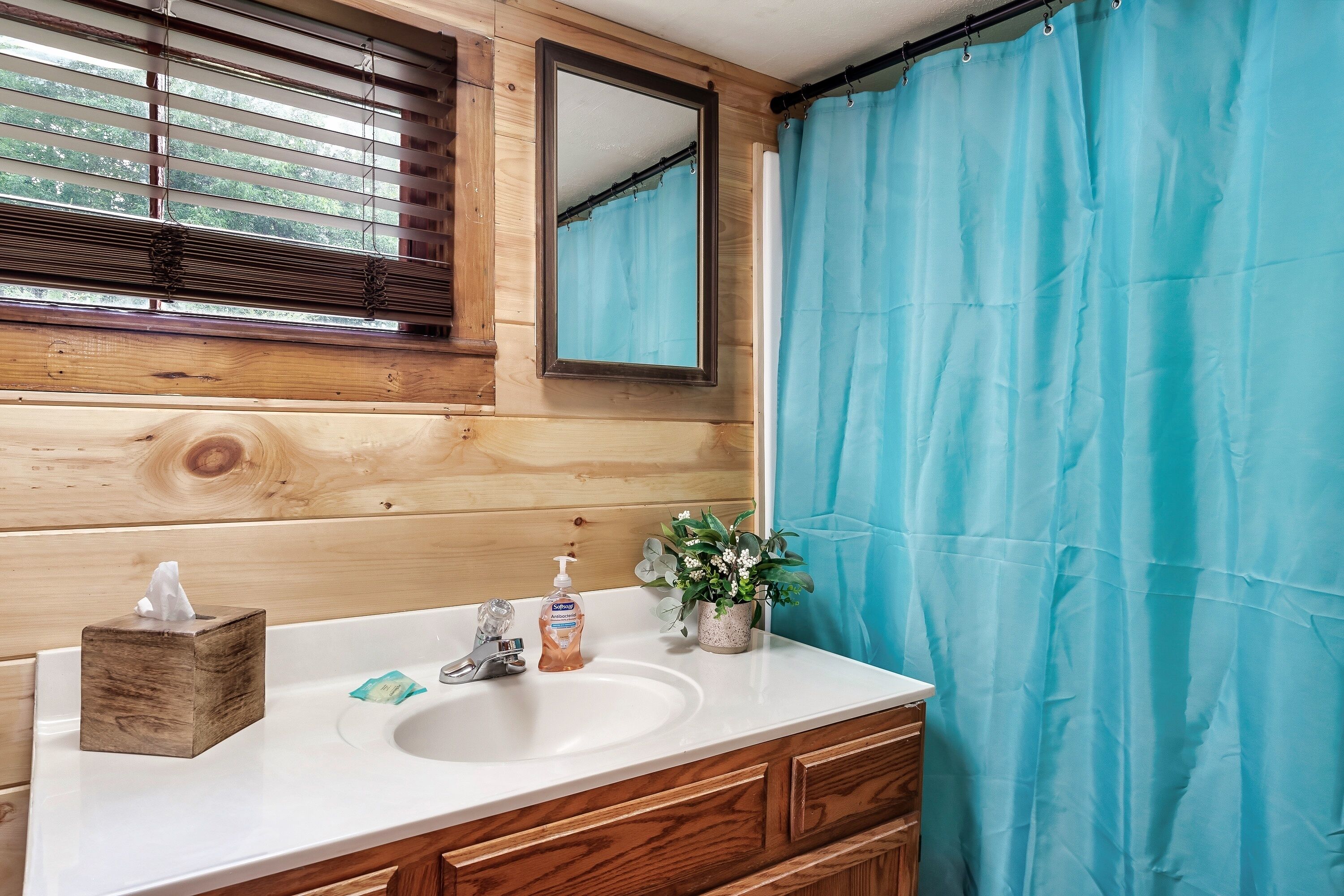 Cabin At Lakeside 1 Bedroom Cabin by Redawning