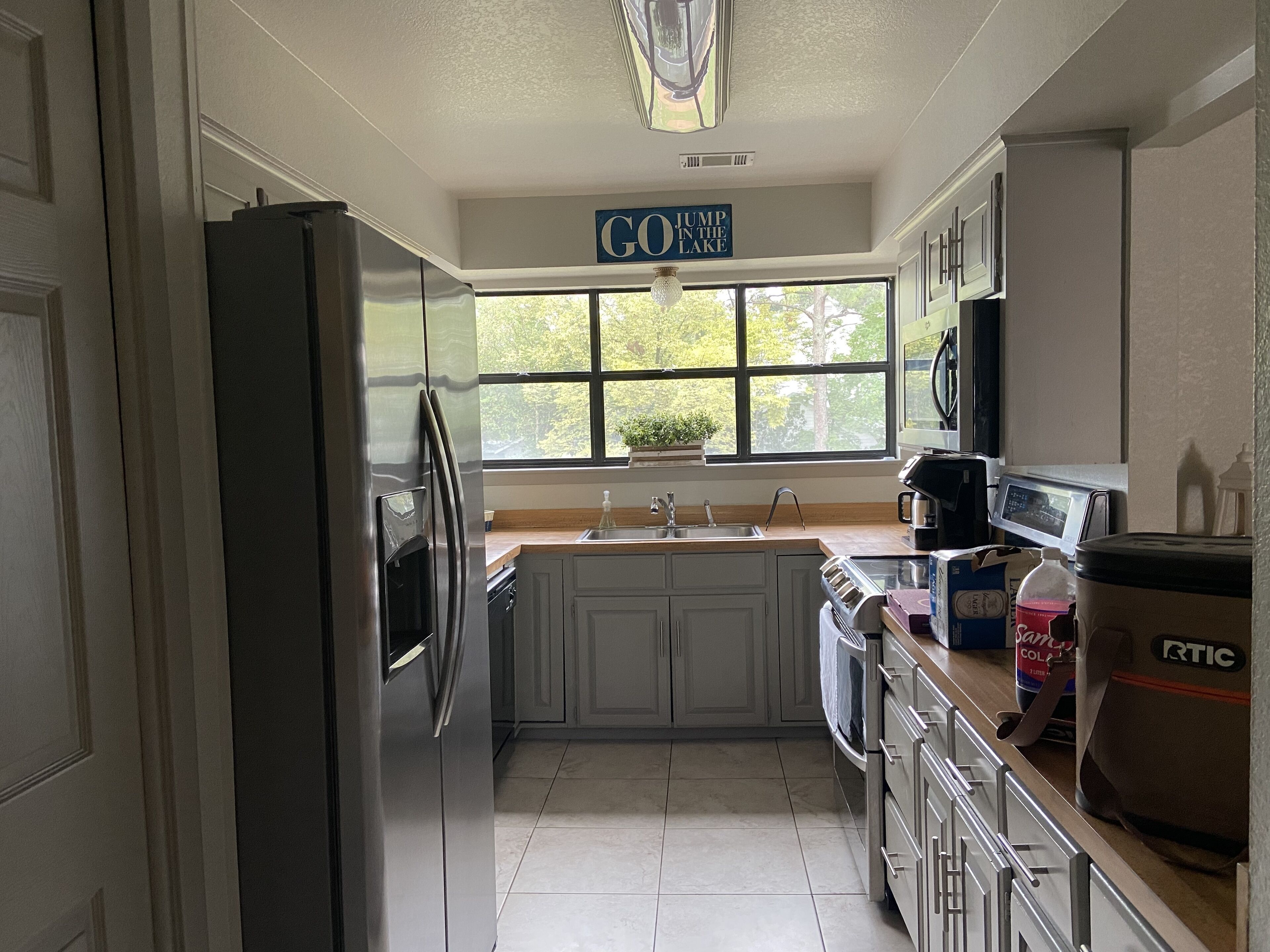 Emerald Isle waterfront resort 7South 2BR/2B balcony pool hottub wonderful view