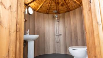 Shower, rainfall showerhead, towels