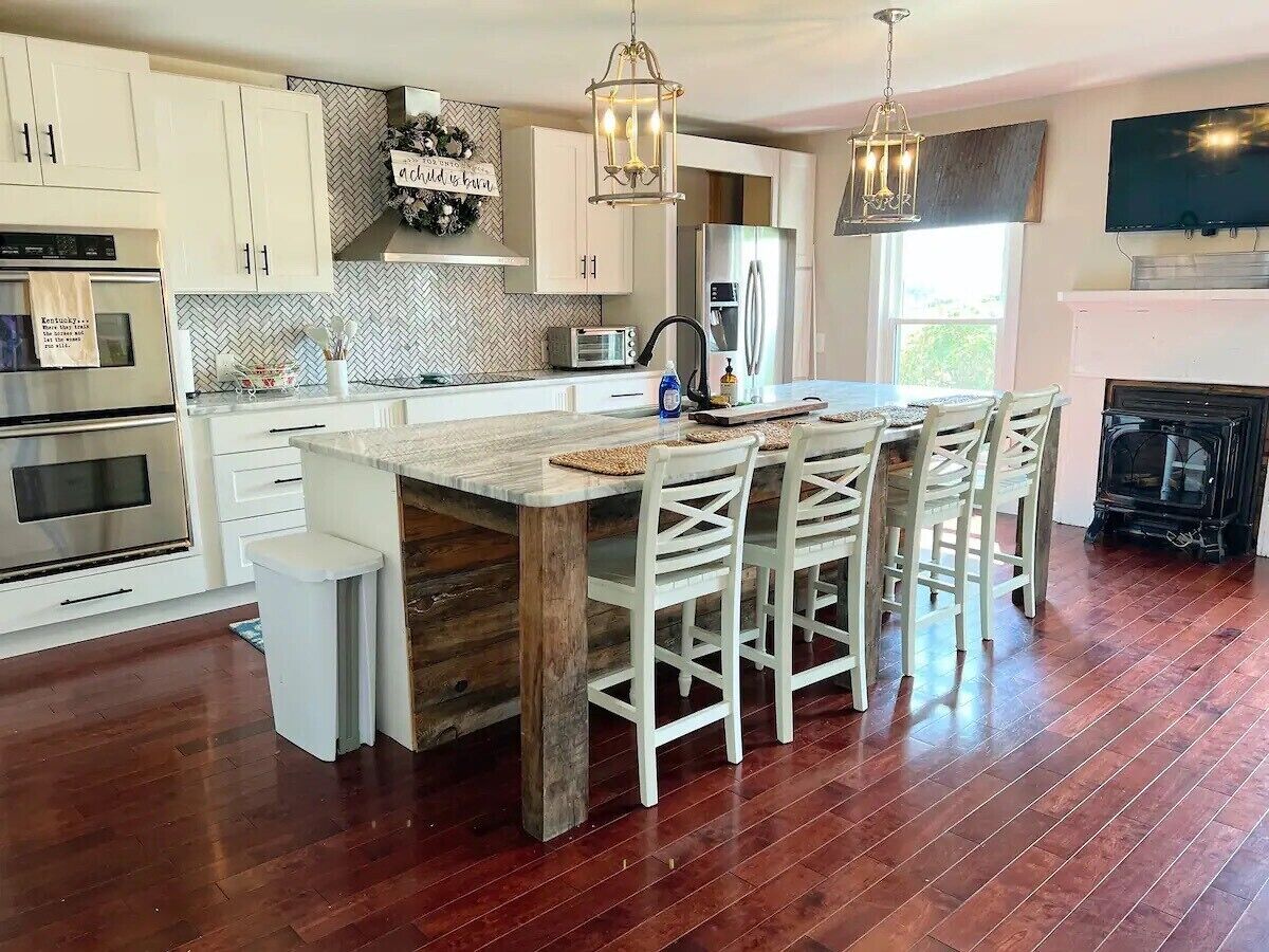 The Havilah House!  Country living with amazing views! 