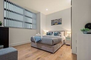 2 bedrooms, desk, iron/ironing board, free WiFi
