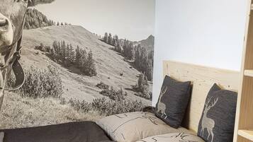 1 quarto, Wi-Fi de cortesia, roupa de cama