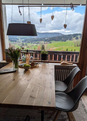 Ferienwohnung Bergzeit mit Pool und Sauna, direkt am Skilift