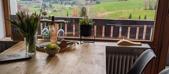 Bergzeit vacation apartment with pool and sauna, right by the ski lift