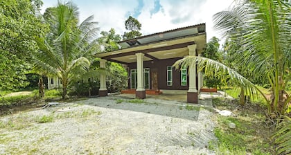 OYO Home 90607 Casaria Besut