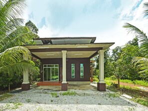 Front of property - OYO Home 90607 Casaria Besut (Kuala Besut)