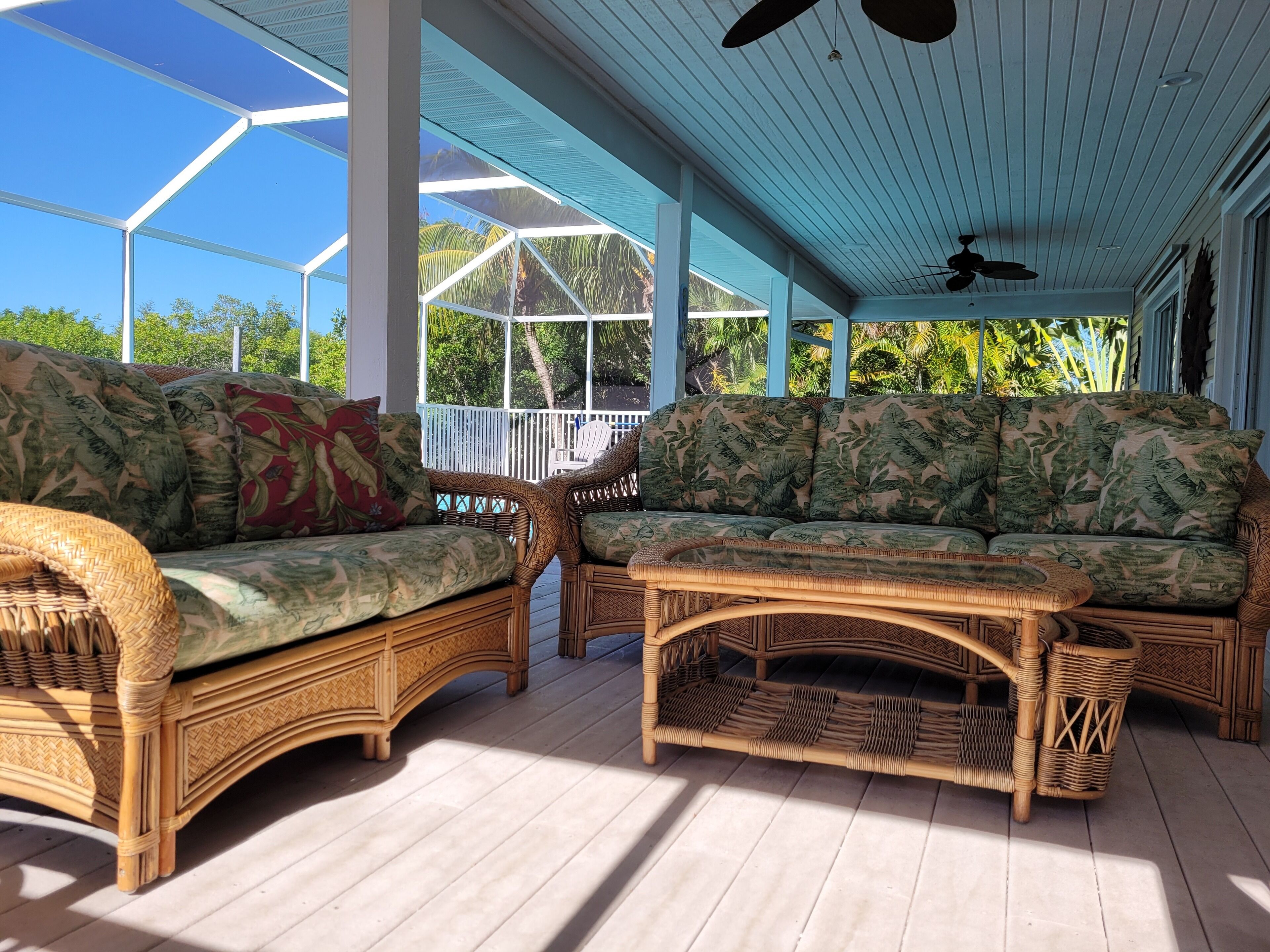 "Old Florida" Waterfront boat access to Charlotte Harbor