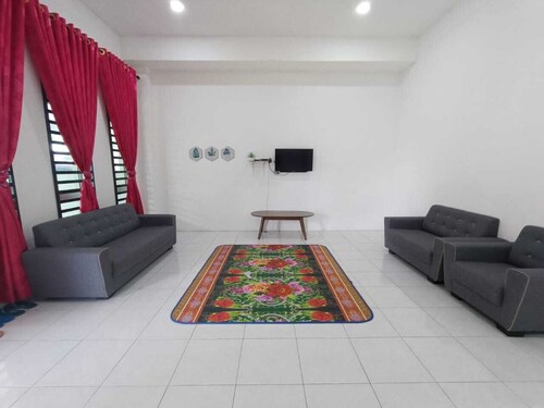 OYO Homes 90606 Casaria Cherating