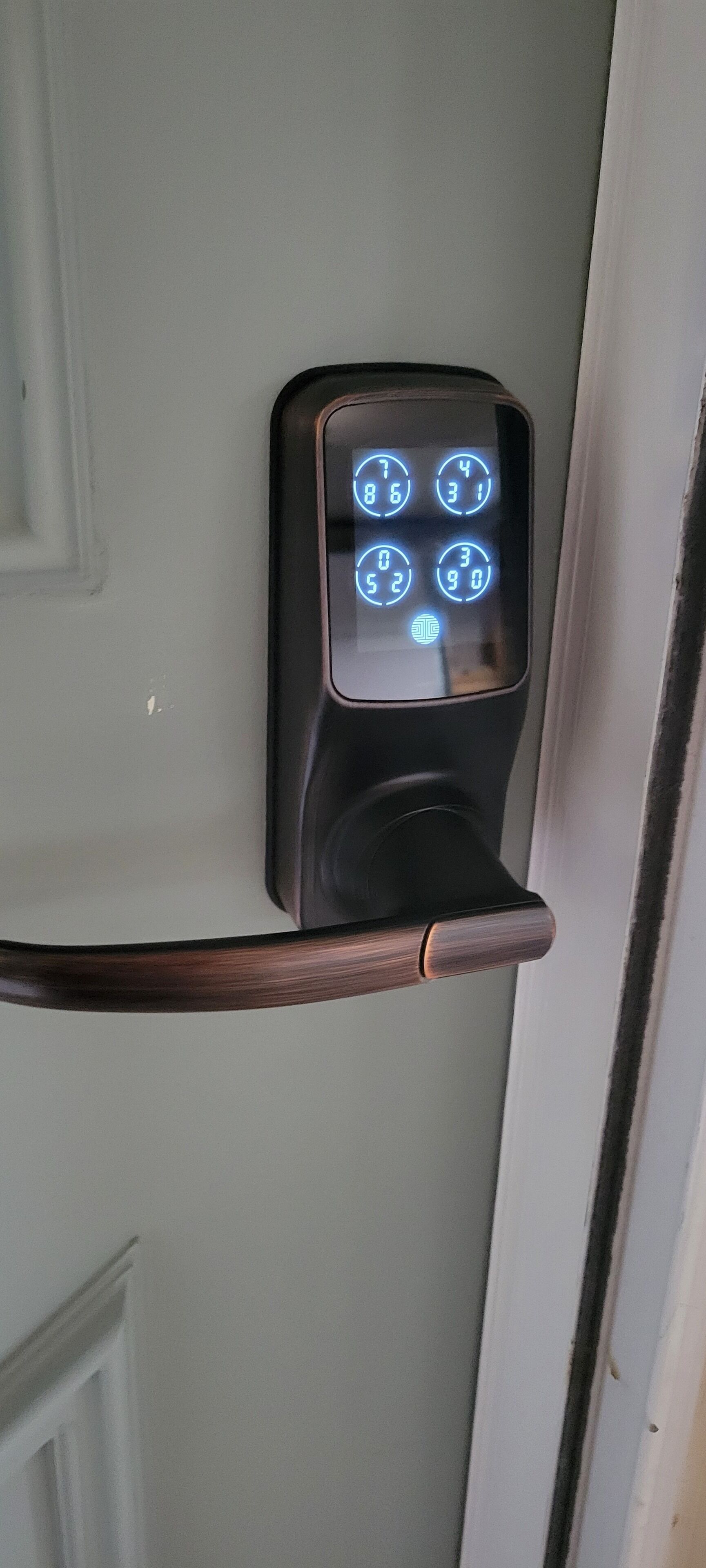 SWEET RETREAT!  Pool-side mountain view and spa.