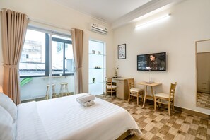 Apartemen Deluks | Area keluarga | Smart TV 40-inci dengan saluran TV satelit, TV, dan Netflix