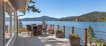 Lakefront Home w/ Private Dock—Fire Table, Fireplace, Stunning Views, Kayaks & Near Gozzer!