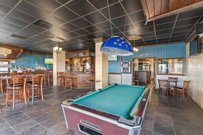 Bar (en la propiedad)
