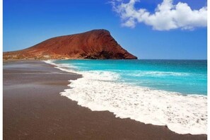 Beach nearby - Private pool 'Villa Vibe Tenerife' sunset & ocean (Arona)